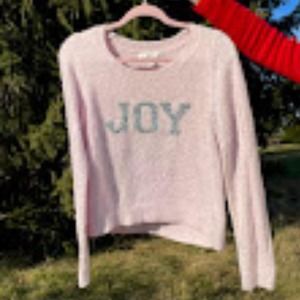 Joy cozy sweater medium